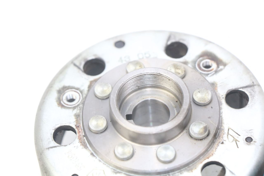 photo de ROTOR STATOR PIAGGIO VESPA LX 125 (2005 - 2010) - Punkty mocowania