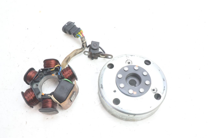 photo de ROTOR STATOR PIAGGIO VESPA S 2T 50 (2007 - 2014) - Widok główny