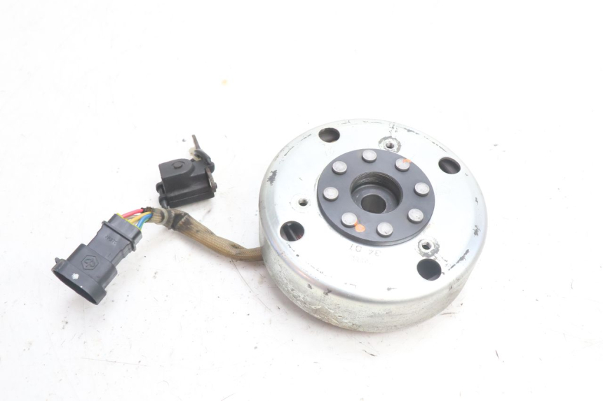 photo de ROTOR STATOR PIAGGIO VESPA S 2T 50 (2007 - 2014) - Zoom stanu zużycia