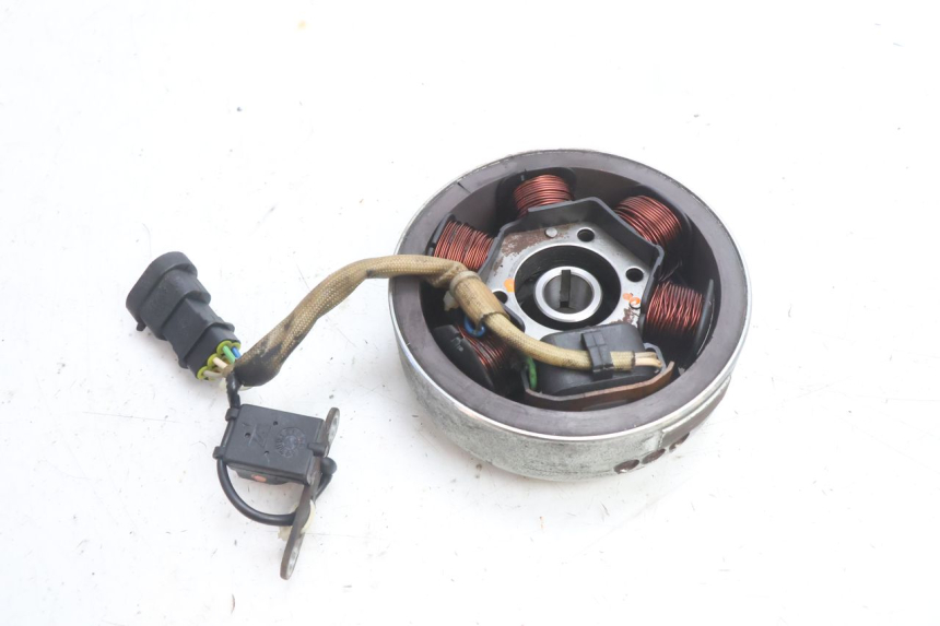 photo de ROTOR STATOR PIAGGIO VESPA S 2T 50 (2007 - 2014) - Inny kąt widzenia