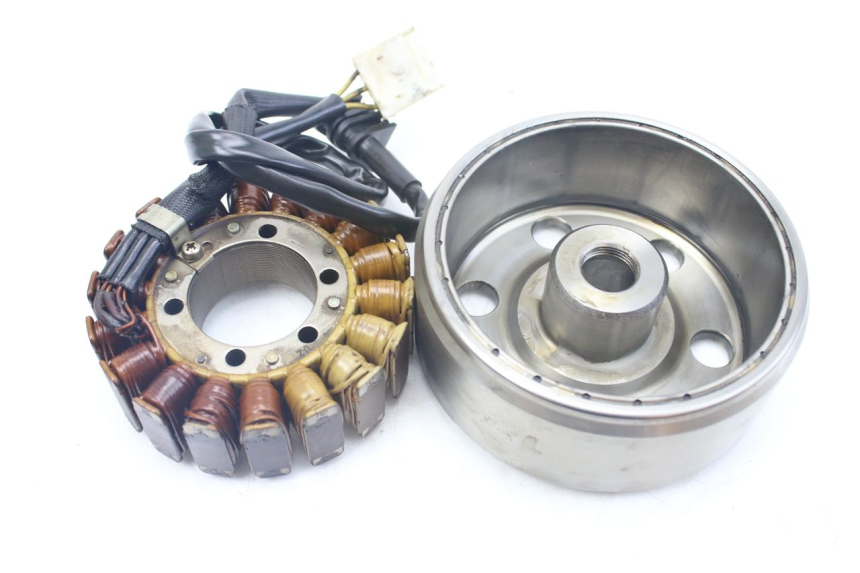 photo de ROTOR STATOR HONDA VFR FI RC46 800 (1998 - 2001) - Punkty mocowania