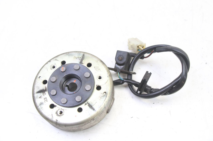 photo de ROTOR STATOR PEUGEOT VIVACITY NEW 2T 50 (2008 - 2017) - Zoom stanu zużycia