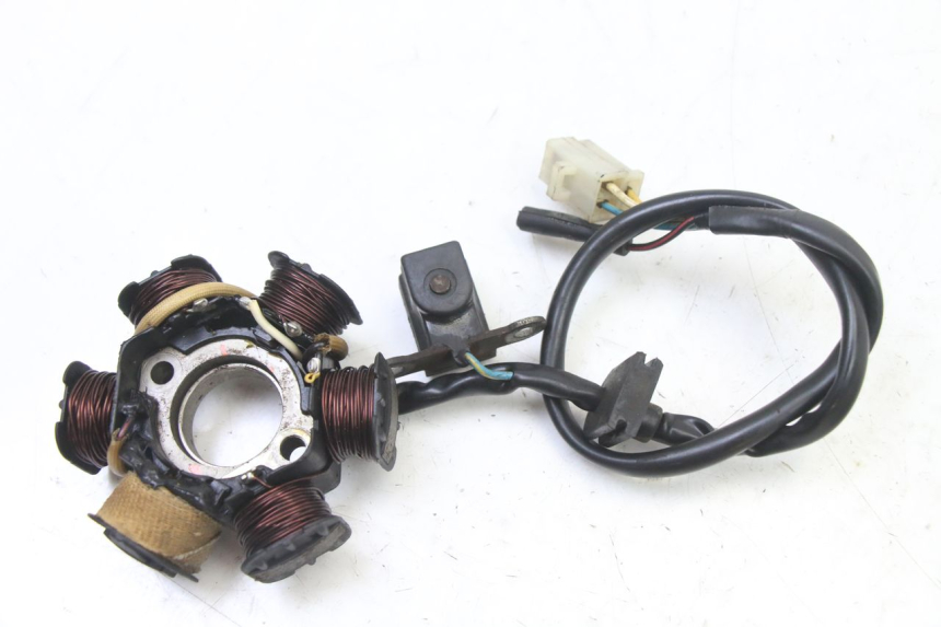 photo de ROTOR STATOR PEUGEOT VIVACITY NEW 2T 50 (2008 - 2017) - Punkty mocowania