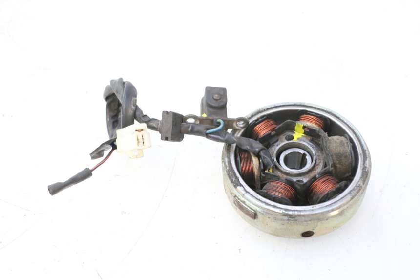 photo de ROTOR STATOR PEUGEOT VIVACITY NEW 2T 50 (2008 - 2017) - Inny kąt widzenia
