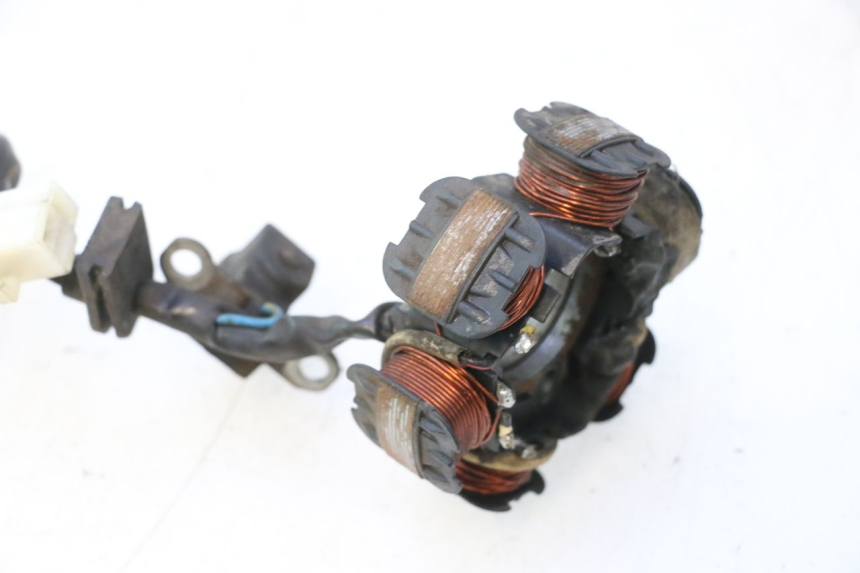 photo de ROTOR STATOR PEUGEOT VIVACITY NEW 2T 50 (2008 - 2017) - Zbliżenie techniczne
