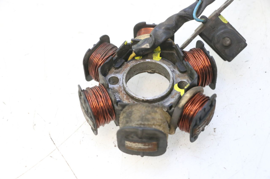 photo de ROTOR STATOR PEUGEOT VIVACITY NEW 2T 50 (2008 - 2017) - Punkty mocowania