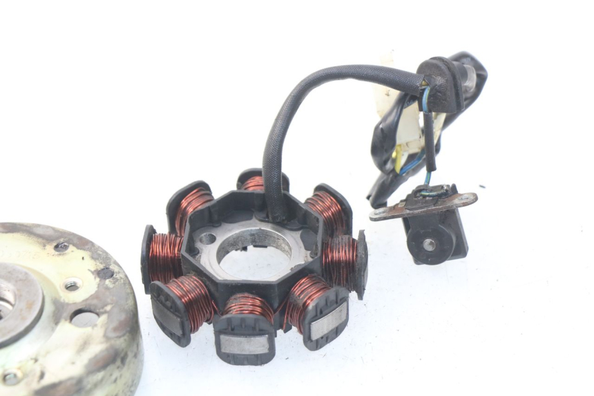 photo de ROTOR STATOR PEUGEOT VIVACITY NEW 4T 50 (2008 - 2017) - Widok ogólny