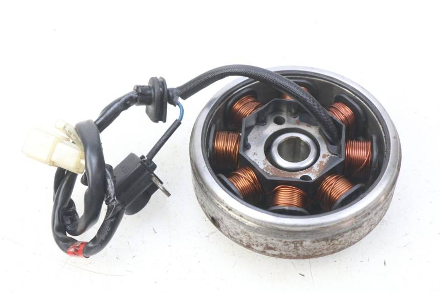 photo de ROTOR STATOR PEUGEOT VIVACITY NEW 4T 50 (2008 - 2017) - Szczegół części