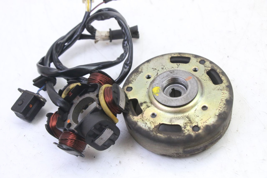 photo de ROTOR STATOR PEUGEOT VIVACITY 50 (2004 - 2009) - Szczegół części