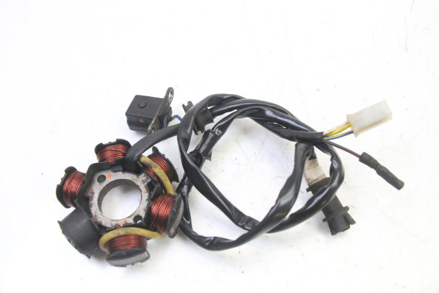 photo de ROTOR STATOR PEUGEOT VIVACITY 50 (2004 - 2009) - Zbliżenie techniczne