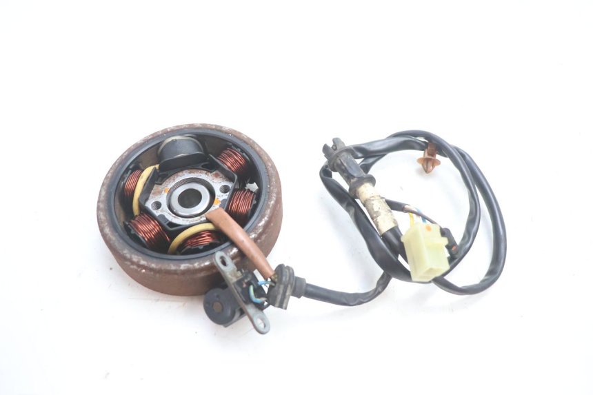 photo de ROTOR STATOR PEUGEOT VIVACITY 50 (1998 - 2003) - Inny kąt widzenia