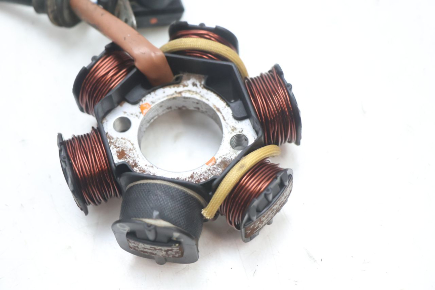photo de ROTOR STATOR PEUGEOT VIVACITY 50 (1998 - 2003) - Widok ogólny