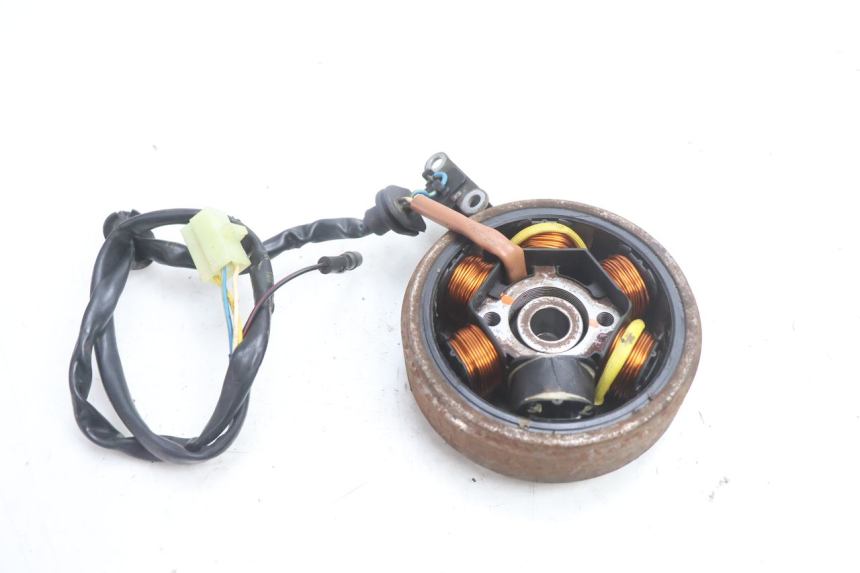 photo de ROTOR STATOR PEUGEOT VIVACITY 50 (2004 - 2009) - Zoom stanu zużycia