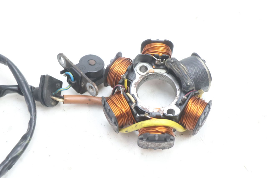 photo de ROTOR STATOR PEUGEOT VIVACITY 50 (2004 - 2009) - Zbliżenie techniczne