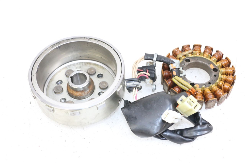 photo de ROTOR STATOR YAMAHA X-MAX XMAX 125 (2010 - 2013) - Widok główny