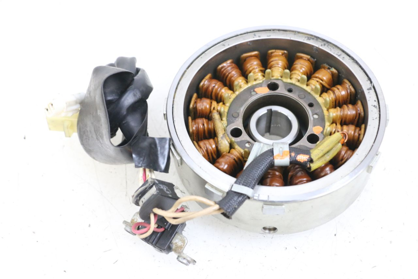 photo de ROTOR STATOR YAMAHA X-MAX XMAX 125 (2010 - 2013) - Szczegół części