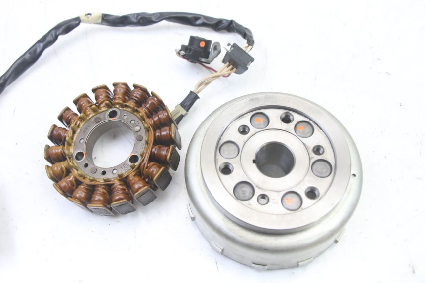 photo de ROTOR STATOR YAMAHA X-MAX XMAX 125 (2010 - 2013) - Widok ogólny