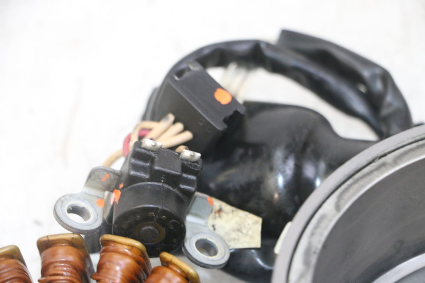 photo de ROTOR STATOR YAMAHA XMAX X-MAX 125 (2006 - 2009) - Inny kąt widzenia