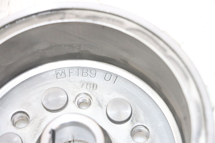 photo de ROTOR STATOR YAMAHA XMAX X-MAX 125 (2006 - 2009) - Oznaczenia i referencje