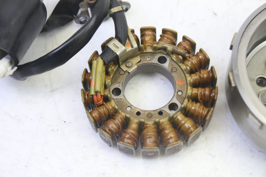 photo de ROTOR STATOR YAMAHA XMAX X-MAX 125 (2006 - 2009) - Zoom stanu zużycia