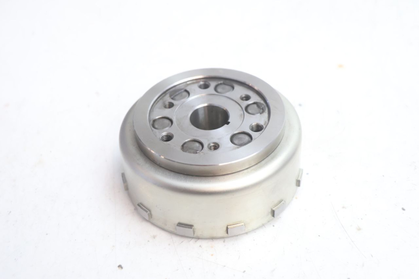 photo de ROTOR STATOR YAMAHA XMAX X-MAX 125 (2006 - 2009) - Zbliżenie techniczne