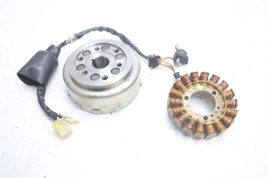 photo de ROTOR STATOR YAMAHA X-MAX XMAX 125 (2010 - 2013) - Widok główny