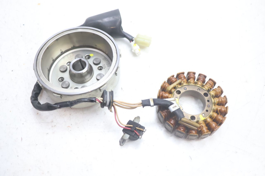 photo de ROTOR STATOR YAMAHA X-MAX XMAX 125 (2010 - 2013) - Szczegół części