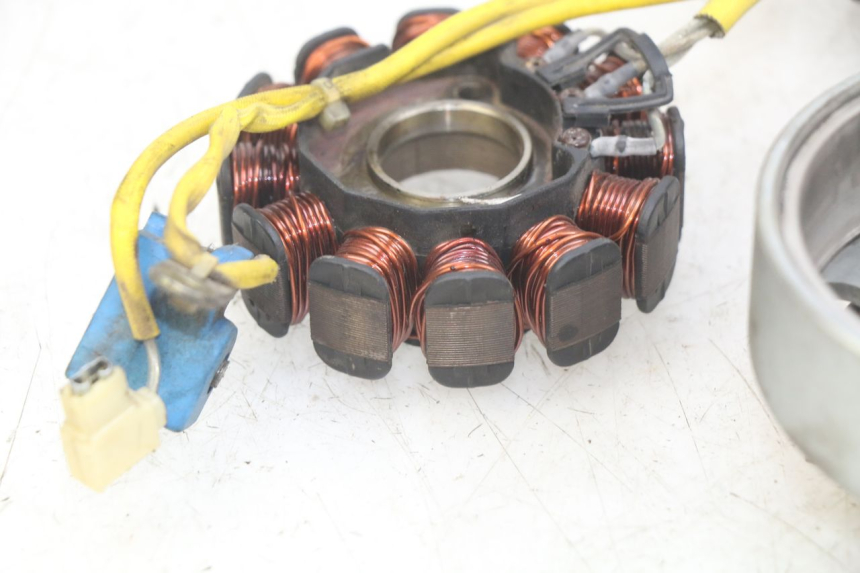 photo de ROTOR STATOR PIAGGIO X8 125 (2004 - 2007) - Szczegół części