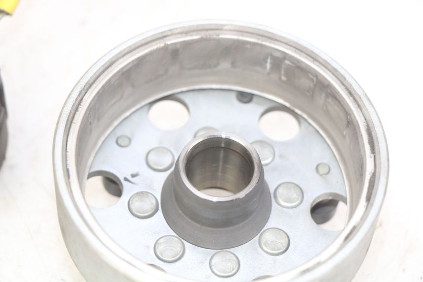 photo de ROTOR STATOR PIAGGIO X8 125 (2004 - 2007) - Zoom stanu zużycia