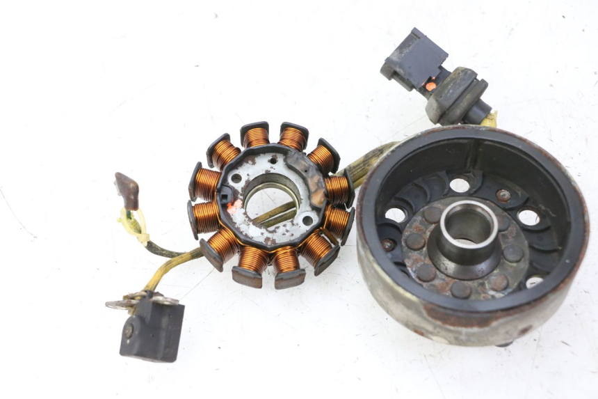 photo de ROTOR STATOR PIAGGIO X9 EVOLUTION 125 (2003 - 2007) - Stan powierzchni