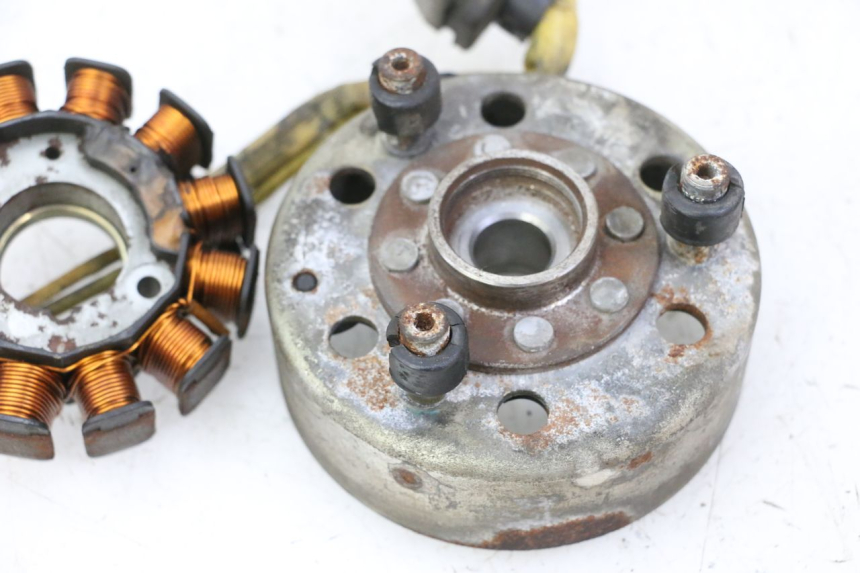 photo de ROTOR STATOR PIAGGIO X9 EVOLUTION 125 (2003 - 2007) - Oznaczenia i referencje