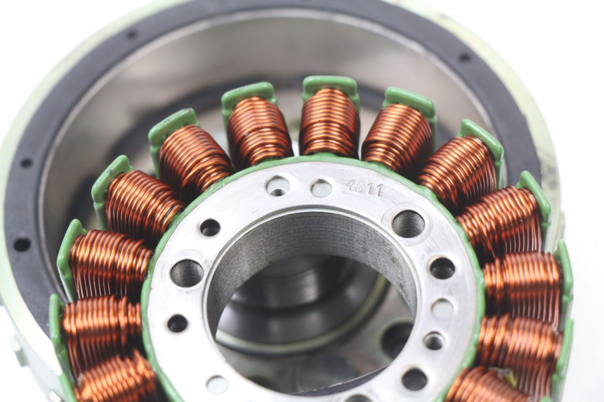 photo de ROTOR STATOR KYMCO XCITING 500 (2007 - 2010) - Inny kąt widzenia