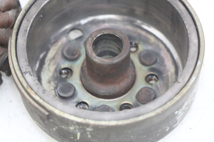 photo de ROTOR STATOR YAMAHA YP MAJESTY 125 (1998 - 2001) - Punkty mocowania