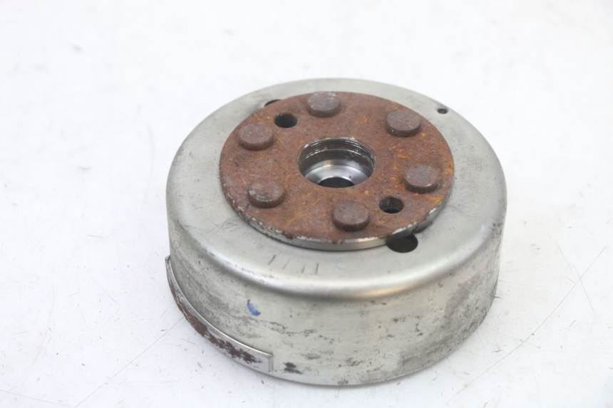 photo de ROTOR STATOR YAMAHA YP MAJESTY 125 (2007 - 2010) - Zbliżenie techniczne