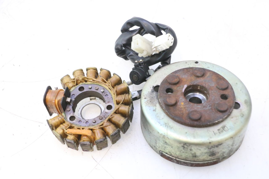 photo de ROTOR STATOR YAMAHA YP MAJESTY 125 (1998 - 2001) - Widok główny