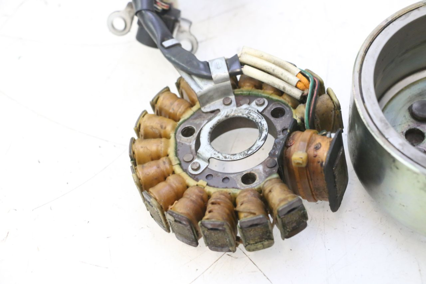 photo de ROTOR STATOR YAMAHA YP MAJESTY 125 (1998 - 2001) - Oznaczenia i referencje