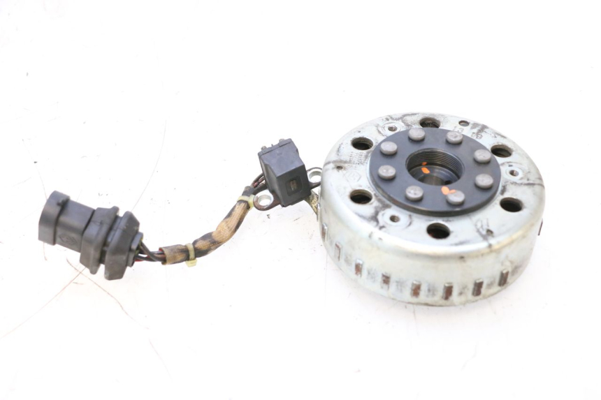 photo de ROTOR STATOR PIAGGIO ZIP 4T 50 (2018 - 2020) - Zoom stanu zużycia
