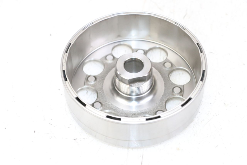 photo de ROTOR SUZUKI GSR 750 (2011 - 2017) - Widok główny