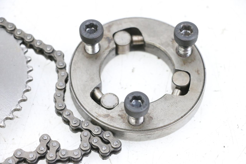 photo de WOLNOBIEG ROZRUSZNIKA MAG POWER BOMBERS 4T 50 (2016 - 2026) - Zbliżenie techniczne