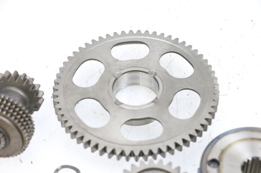 photo de WOLNOBIEG ROZRUSZNIKA SUZUKI BURGMAN EXECUTIVE ABS 650 (2006 - 2012) - Inny kąt widzenia