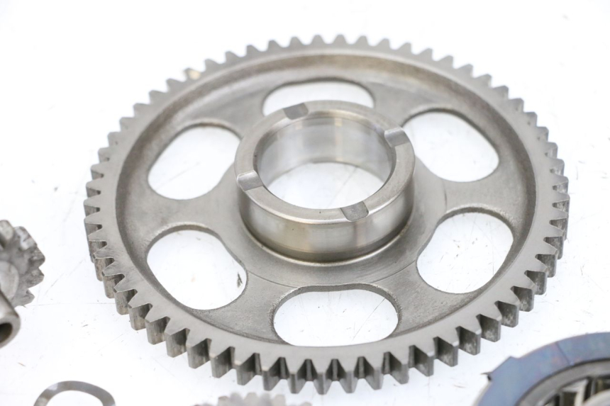 photo de WOLNOBIEG ROZRUSZNIKA SUZUKI BURGMAN EXECUTIVE ABS 650 (2006 - 2012) - Oznaczenia i referencje