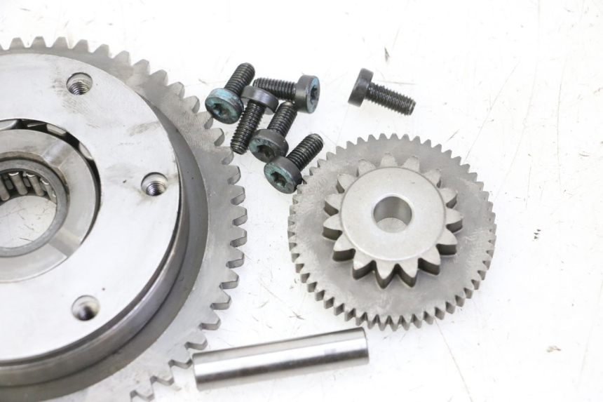 photo de WOLNOBIEG ROZRUSZNIKA HONDA CBF 125 (2009 - 2015) - Widok ogólny