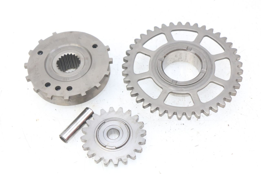 photo de WOLNOBIEG ROZRUSZNIKA HONDA CBRF CBR-F PC41 600 (2011 - 2013) - Inny kąt widzenia