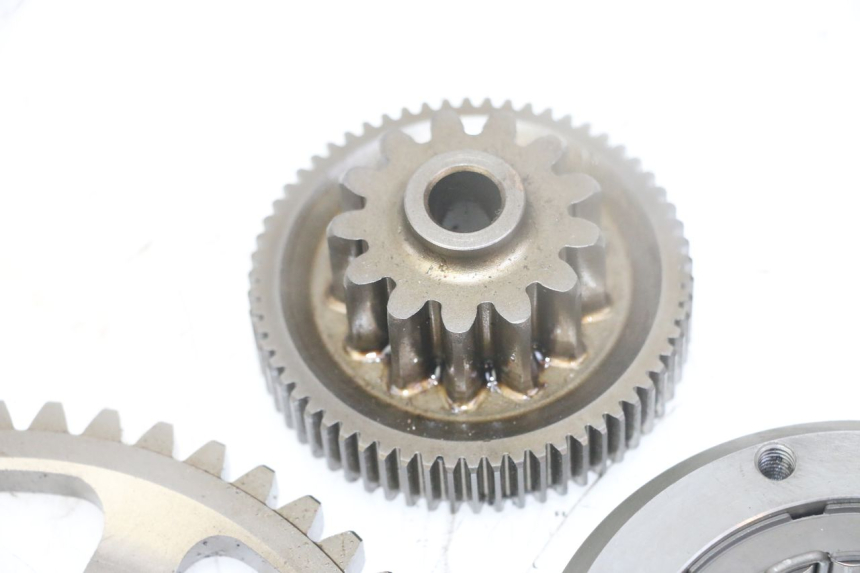 photo de WOLNOBIEG ROZRUSZNIKA HONDA FORZA ABS 300 (2013 - 2017) - Oznaczenia i referencje