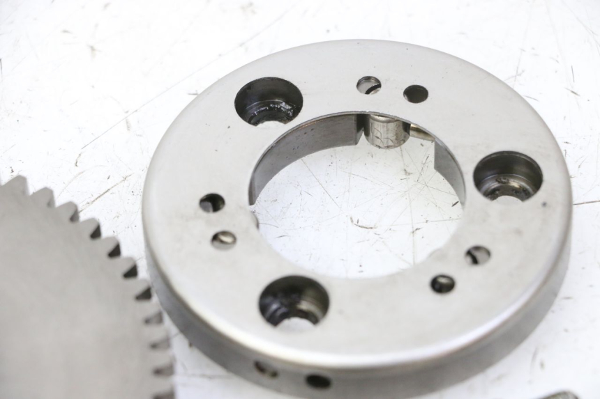 photo de WOLNOBIEG ROZRUSZNIKA KYMCO GRAND DINK 125 (2008 - 2014) - Inny kąt widzenia