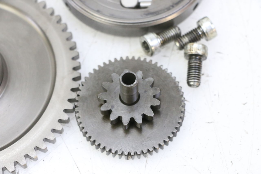 photo de WOLNOBIEG ROZRUSZNIKA KYMCO GRAND DINK 125 (2008 - 2014) - Punkty mocowania