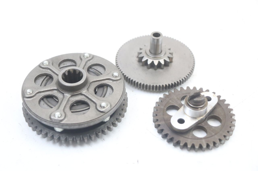 photo de WOLNOBIEG ROZRUSZNIKA KAWASAKI GTR 1000 (1994 - 2004) - Widok główny