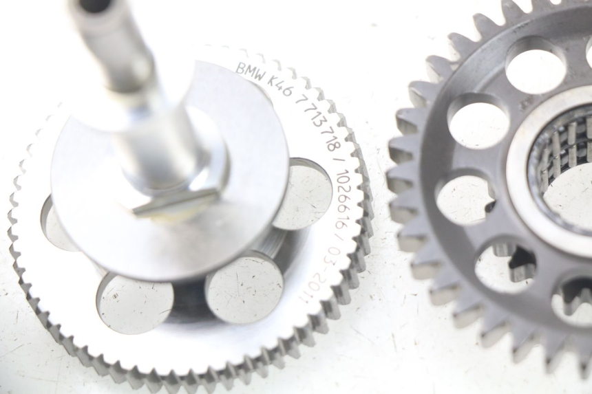 photo de WOLNOBIEG ROZRUSZNIKA BMW S RR ABS S1000RR 1000 (2009 - 2011) - Zbliżenie techniczne