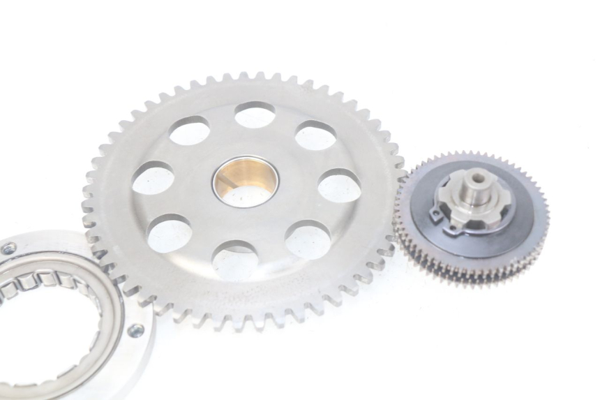 photo de WOLNOBIEG ROZRUSZNIKA APRILIA SRV 850 (2012 - 2017) - Zoom stanu zużycia