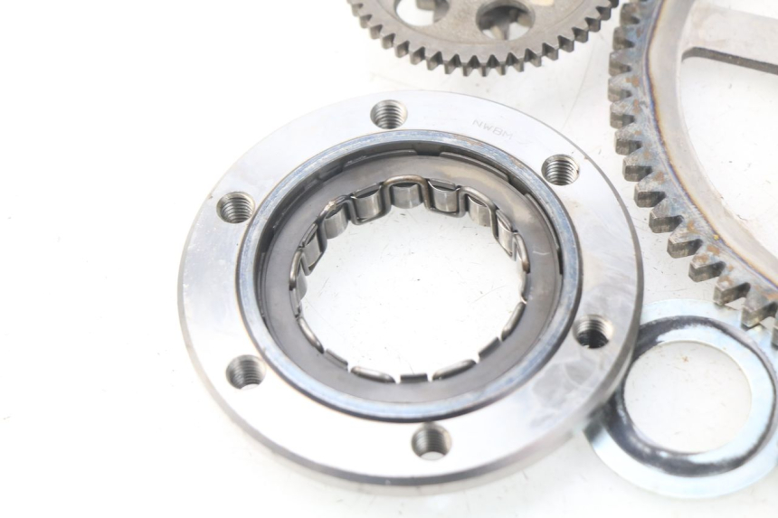 photo de WOLNOBIEG ROZRUSZNIKA YAMAHA XP T-MAX TMAX ABS 500 (2004 - 2007) - Zbliżenie techniczne